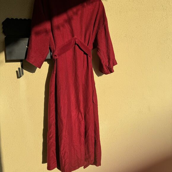 Men's Vtg Pierre Cardin Maroon Robe One Size Polyester Made USA 70s 80s Belted - Picture 4 of 10